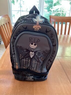 Disney Nightmare Before Christmas Coffin Shaped Insulated Lunch Box Backpack